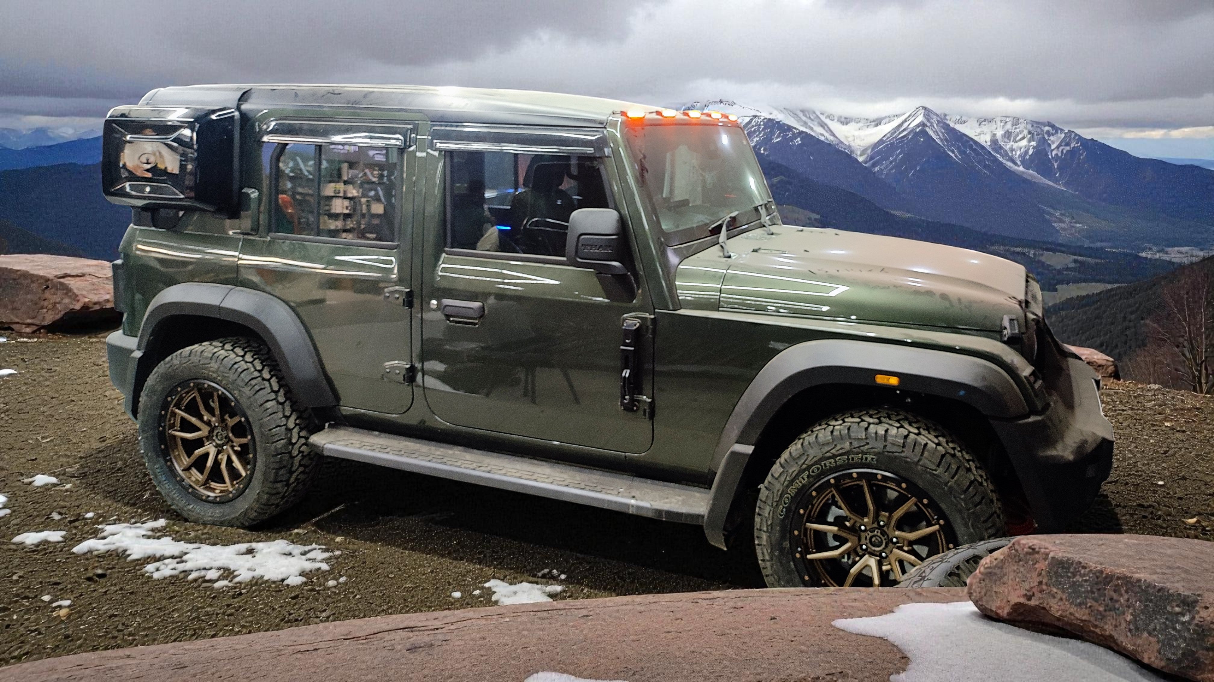 THAR RIGID 2.4- ROOF MARKER LIGHT