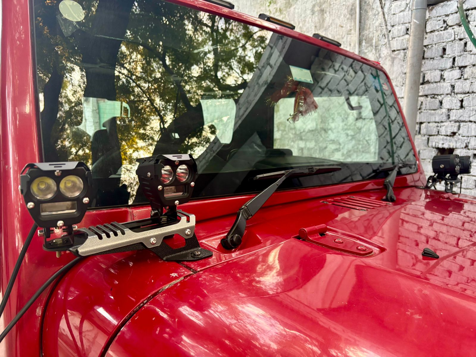 THAR ROXX TWIN LED BONNET MOUNT BAR