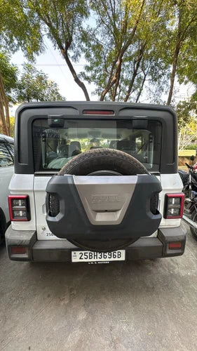 THAR ROXX STEPNEY COVER